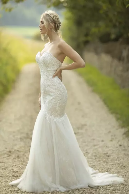 Strapless lace mermaid deals wedding dress
